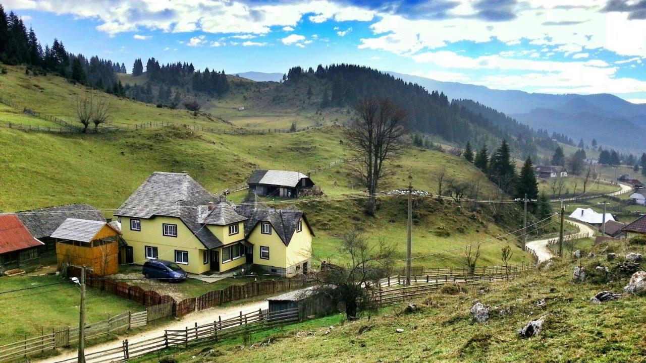 Casa Marcela Fundata Oda fotoğraf
